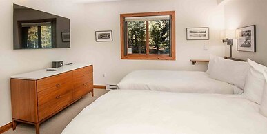 2 Bedroom Condo in Lionshead Village - Walk to Lifts