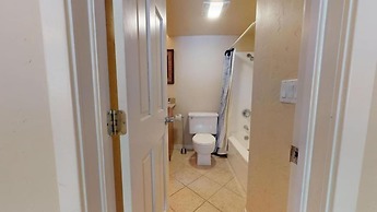 2 Bedroom Condo in Lionshead Village - Walk to Slopes, Onsite Pool