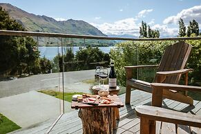 Lakeside Rd - Lake Views - Sleeps 10