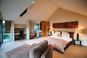 Lakeside Rd - Lake Views - Sleeps 10