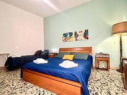 Central Station House Cettina