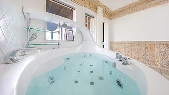 Ganghwado Gureumwi Sanchaek Pension