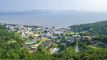 Ganghwado Gureumwi Sanchaek Pension