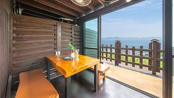 Ganghwado Gureumwi Sanchaek Pension