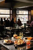 Bar Broadway