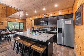 Modern Cabin w/ Pool, Hot Tub, Games & More!