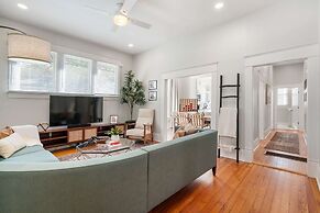 Modern Decor Walkable to Soco