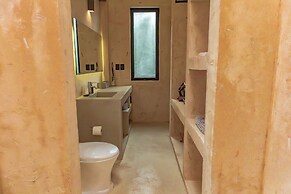 Hotel Caimán Habitat Tulum Beach