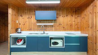 Boryeong Hiddenvillage Dokchae Poolvilla