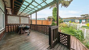 Boryeong Hiddenvillage Dokchae Poolvilla