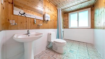 Boryeong Hiddenvillage Dokchae Poolvilla