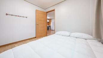 Boryeong Hiddenvillage Dokchae Poolvilla