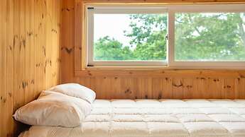 Boryeong Hiddenvillage Dokchae Poolvilla