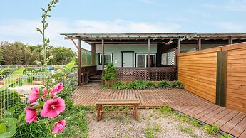 Boryeong Hiddenvillage Dokchae Poolvilla