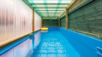 Boryeong Hiddenvillage Dokchae Poolvilla