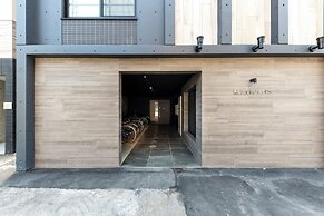 NESTLE ALPHA S7W8 402