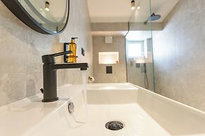 Exclusive villa M apartments