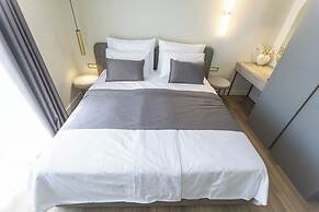 Exclusive villa M apartments