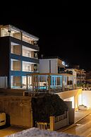 Exclusive villa M apartments