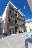 Exclusive villa M apartments