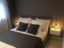 Exclusive villa M apartments