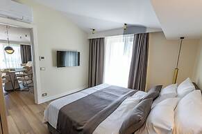 Exclusive villa M apartments