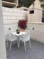 Exclusive villa M apartments