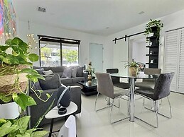 Oasis Style Jacuzzi Glamping gym Parking bbq Secure