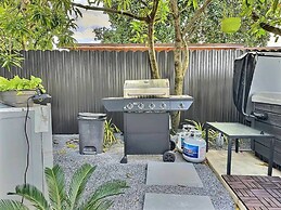 Oasis Style Jacuzzi Glamping gym Parking bbq Secure