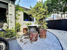 Oasis Style Jacuzzi Glamping gym Parking bbq Secure