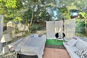 Oasis Style Jacuzzi Glamping gym Parking bbq Secure