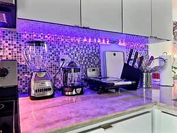 Oasis Style Jacuzzi Glamping gym Parking bbq Secure