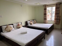 Hoang Tay 1 Hotel by Bay Luxury