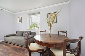 Wroclaw Center Apartment by Renters