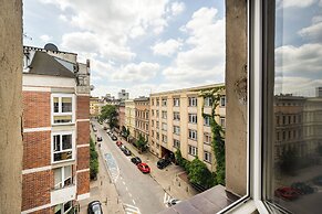 Wroclaw Center Apartment by Renters