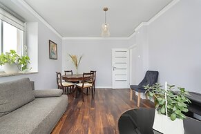 Wroclaw Center Apartment by Renters