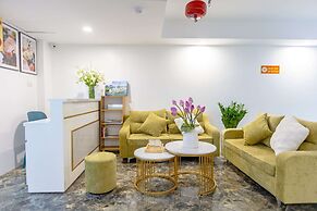 LUMI Hotel & Apartment