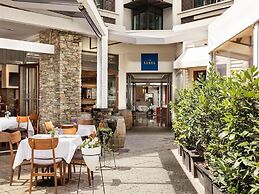 Viaduct's Big Balcony Breathtaking Views