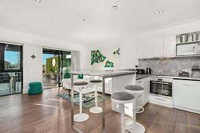 Viaduct's Big Balcony Breathtaking Views