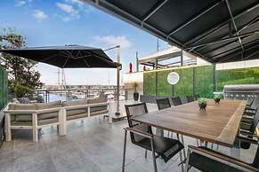 Viaduct's Big Balcony Breathtaking Views