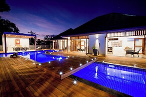 Trees and Fishes Private Retreat