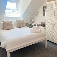 Charming 2 Bed House Central Penzance