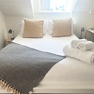 Charming 2 Bed House Central Penzance