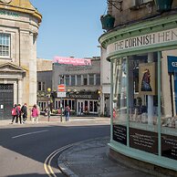 Charming 2 Bed House Central Penzance