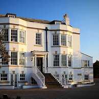 Stunning Views Central Whitby Parking