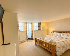 Stunning Views Central Whitby Parking