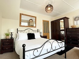 Penzance Charming Family Home 3 bed 2 Bathrooms