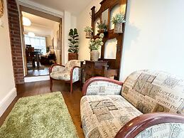 Penzance Charming Family Home 3 bed 2 Bathrooms