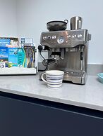 The Vicarage Newlyn 1 Bed River View Parking