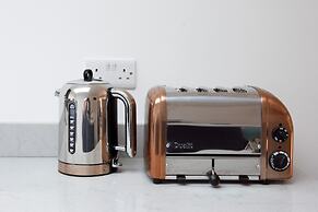 The Vicarage Newlyn 1 Bed River View Parking